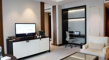 HILTON ISTANBUL BOMONTI HOTEL & CONFERENCE CENTER