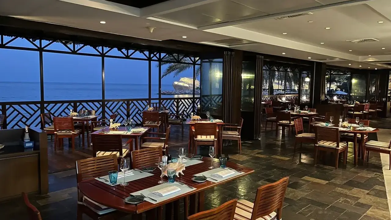 Hilton Muscat Al Bandar