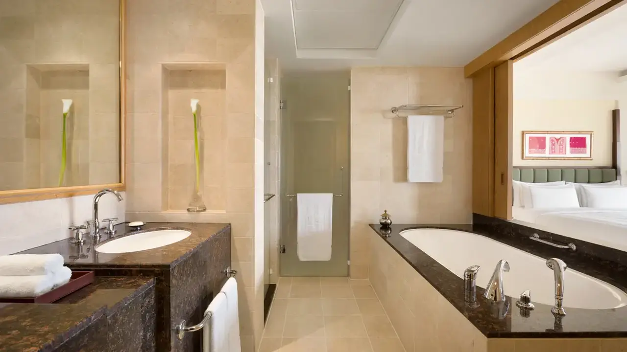 Hilton Muscat Al Bandar