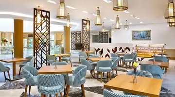 Hilton Plaza