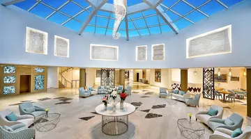 Hilton Plaza