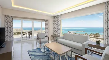 Hilton Plaza