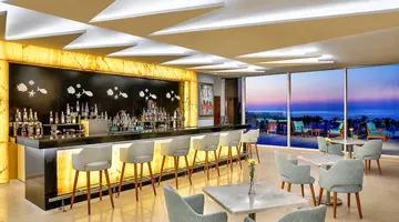 Hilton Plaza
