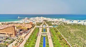 Hilton Salwa Beach Resort & Villas