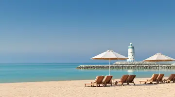 Hilton Salwa Beach Resort & Villas