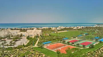 Hilton Salwa Beach Resort & Villas