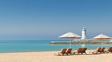 Hilton Salwa Beach Resort & Villas