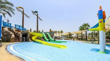 Hilton Salwa Beach Resort & Villas
