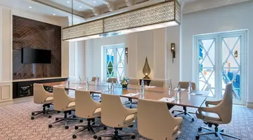 Hilton Salwa Beach Resort & Villas