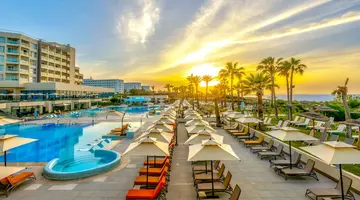 Hilton Skanes Beach Resort