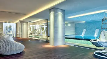 Hilton Skanes Beach Resort