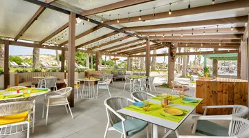 Hilton Skanes Beach Resort