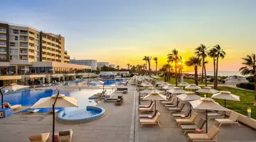 Hilton Skanes Beach Resort