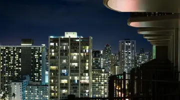 Hilton Waikiki Beach Resort & Spa