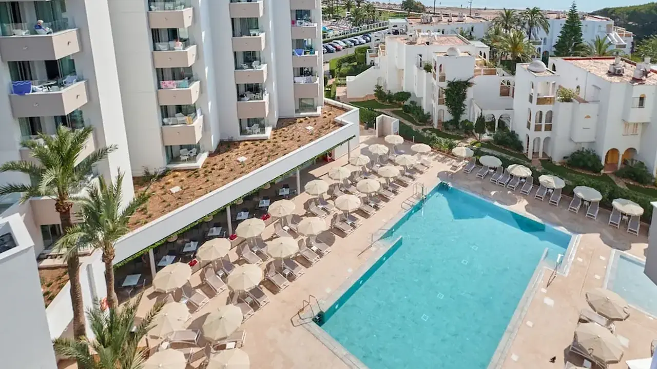 Hipotels Bahía Grande Aparthotel