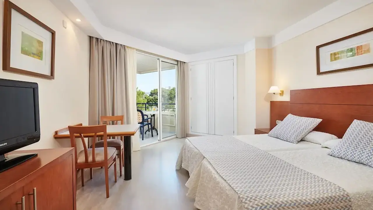 Hipotels Bahía Grande Aparthotel