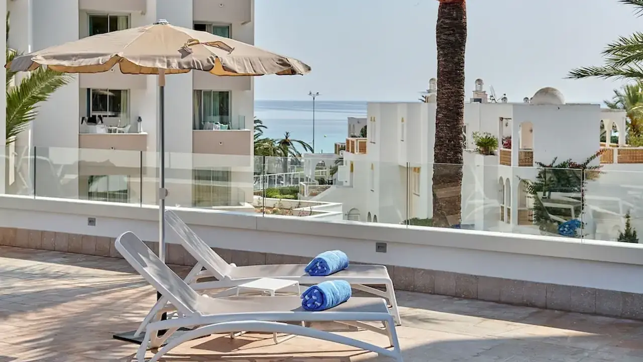 Hipotels Bahía Grande Aparthotel