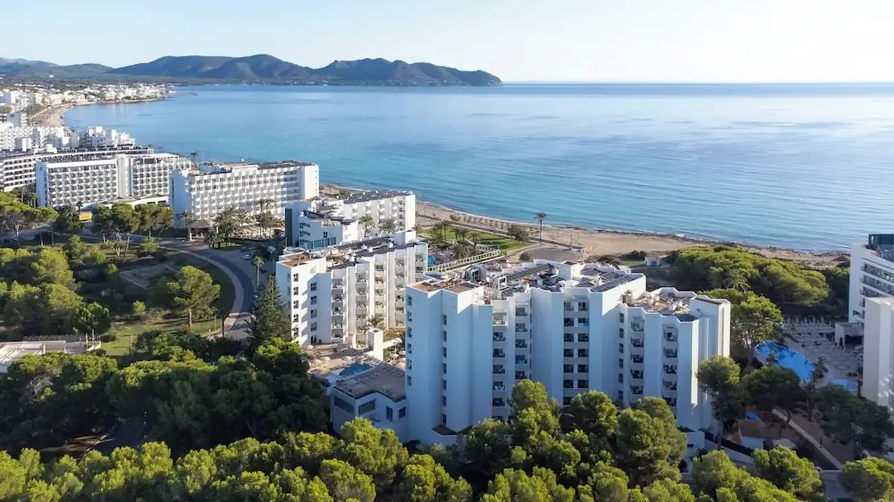 Hipotels Bahía Grande Aparthotel