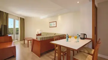 Hipotels Dunas Cala Millor Aparthotel