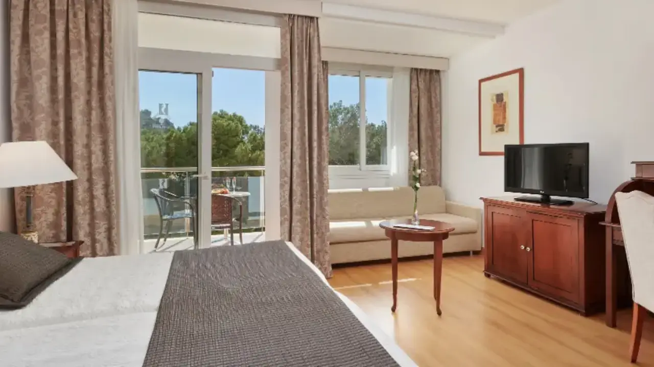 HIPOTELS PUNTA ROTJA EUROTEL