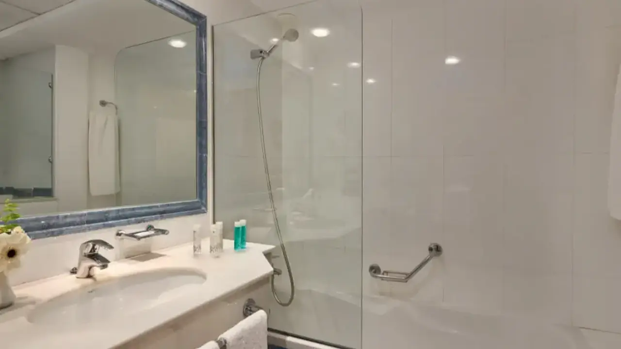 HIPOTELS PUNTA ROTJA EUROTEL