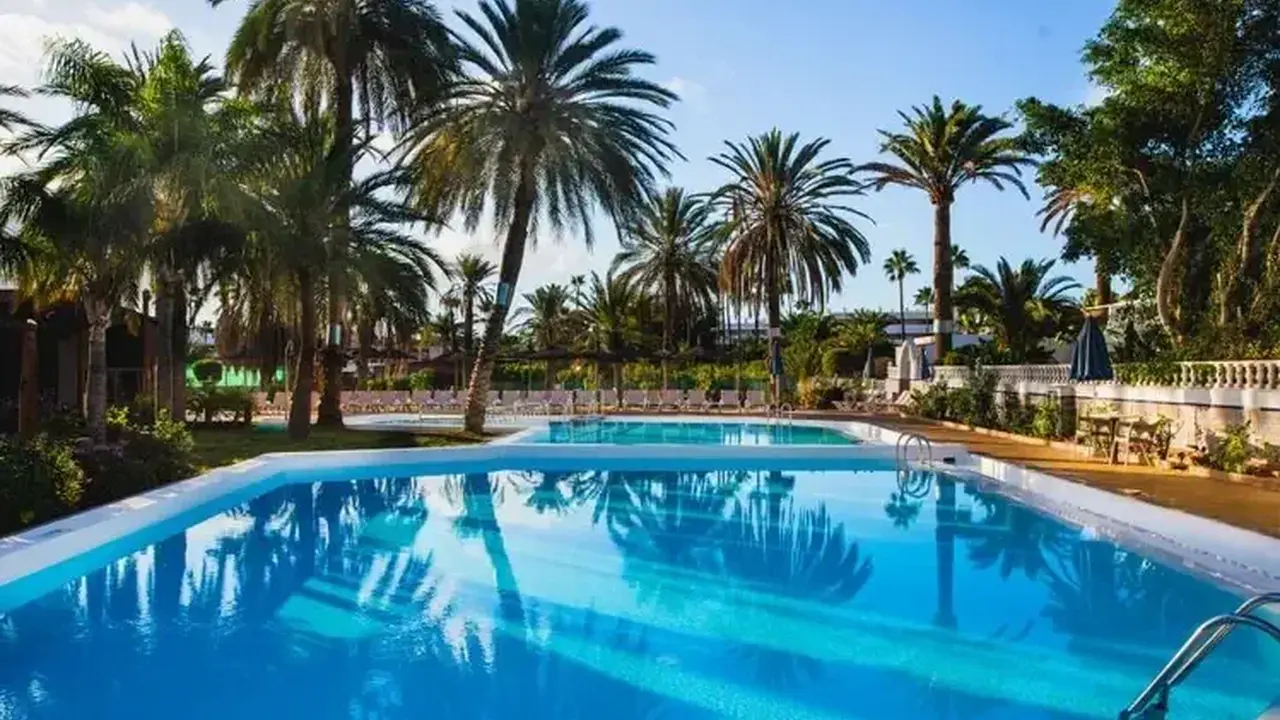 HL Miraflor Suites (ex. Miraflor Suites)