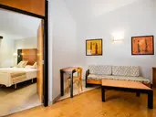 HL MIRAFLOR SUITES HOTEL