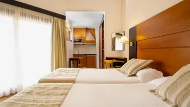 HL MIRAFLOR SUITES HOTEL