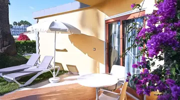 HL MIRAFLOR SUITES HOTEL