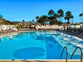 HL Miraflor Suites