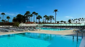 HL Miraflor Suites