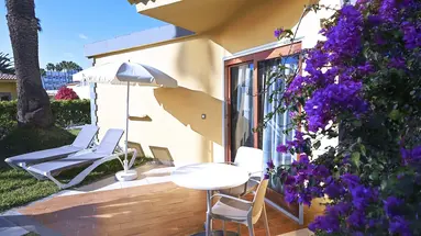HL Miraflor Suites