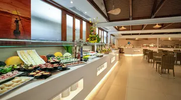 HL Miraflor Suites