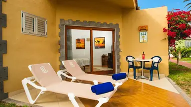 HL Miraflor Suites