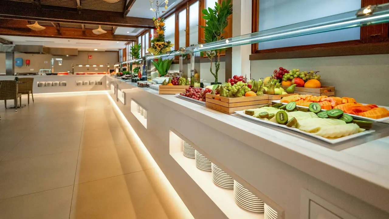 HL Miraflor Suites