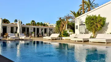 HL Miraflor Suites