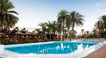 HL Miraflor Suites