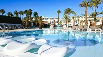 HL Miraflor Suites