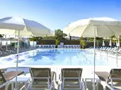 HL Miraflor Suites