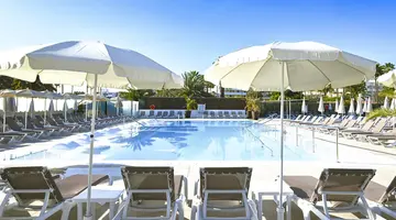 HL Miraflor Suites