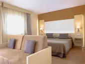 HL Suite Nardos Hotel