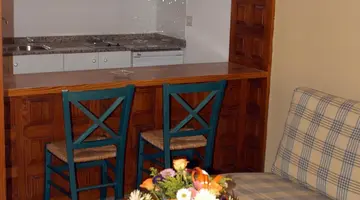 HL Suite Nardos Hotel