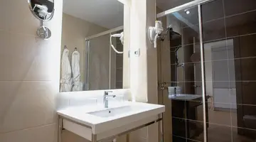 HL Suite Nardos Hotel