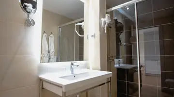 HL Suite Nardos Hotel