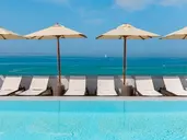 HM Ayron Park