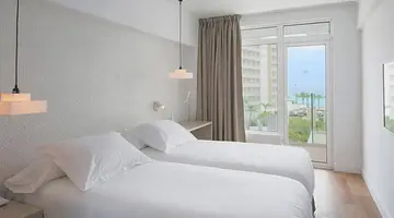 HM BALANGUERA BEACH (ADULTS ONLY 18+)