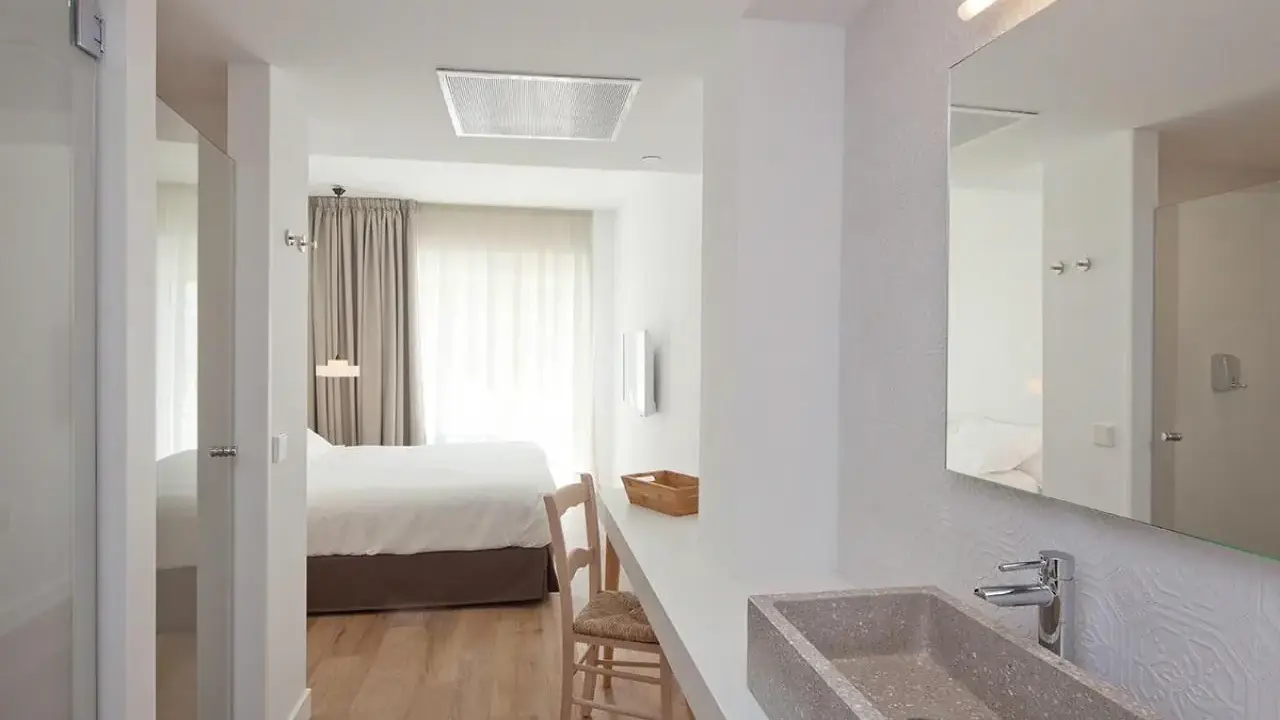 HM Balanguera Beach – Adults Only