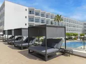 HM Isabela – Adults Only