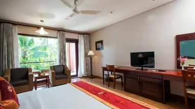 Hoang Ngoc Beach Resort (Oriental Pearl Hoang Ngoc)