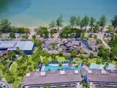 Holiday Ao Nang Beach Resort